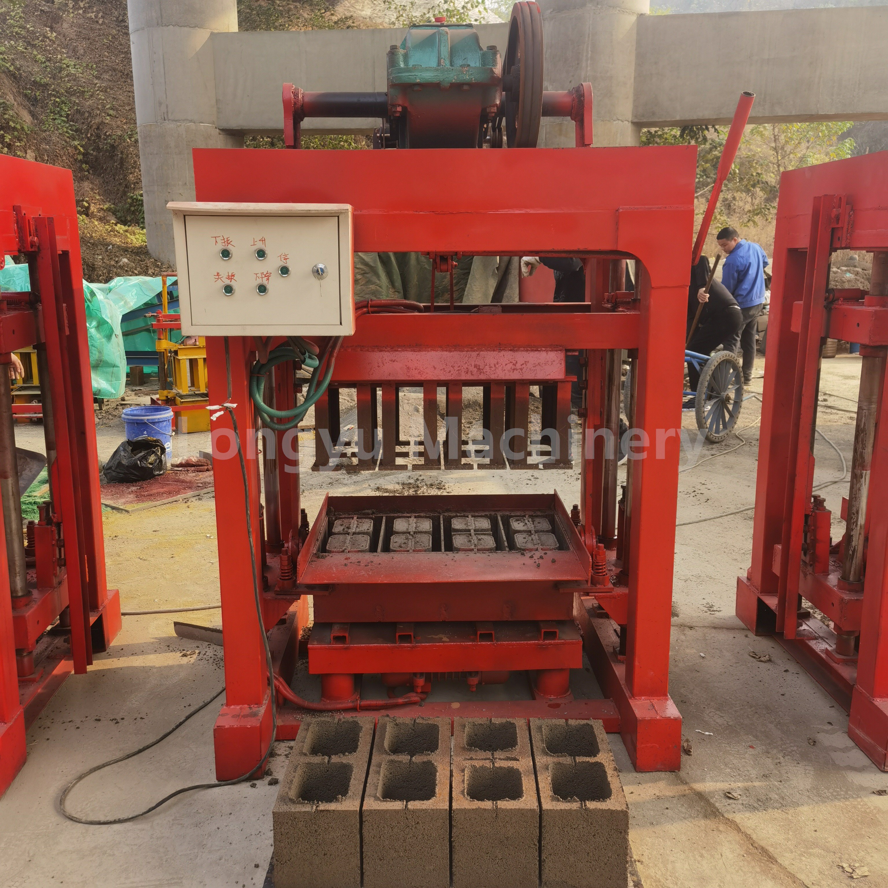 Semi-automatic hollow brick making machine High capacity semi-automatic block machine production line