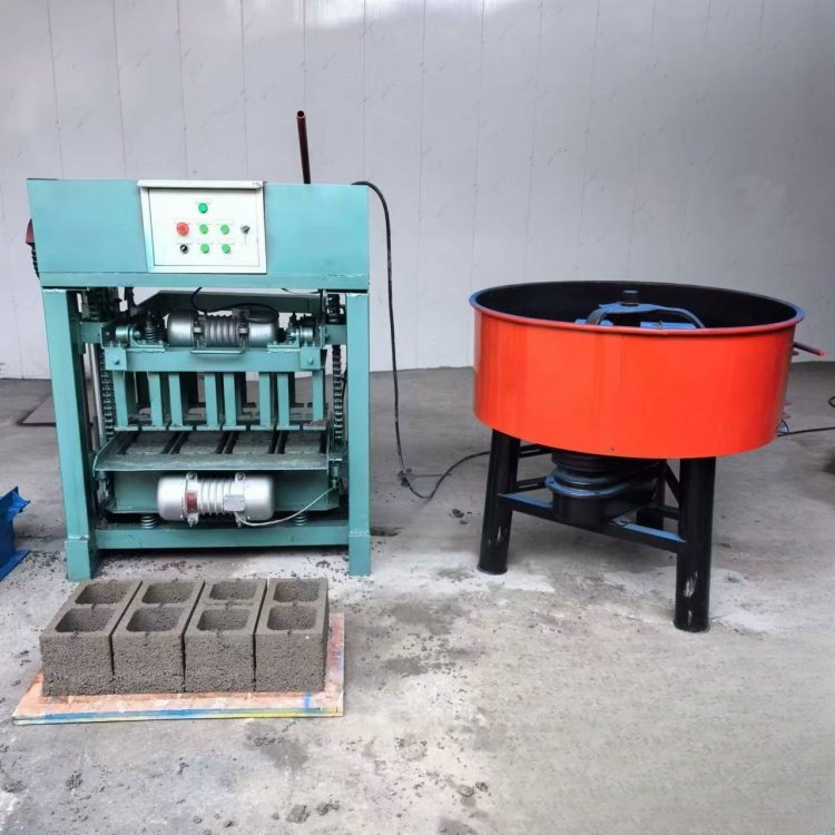 High quality and best-selling 4-35 block forming machine permeable brick unburned mud brick making machine