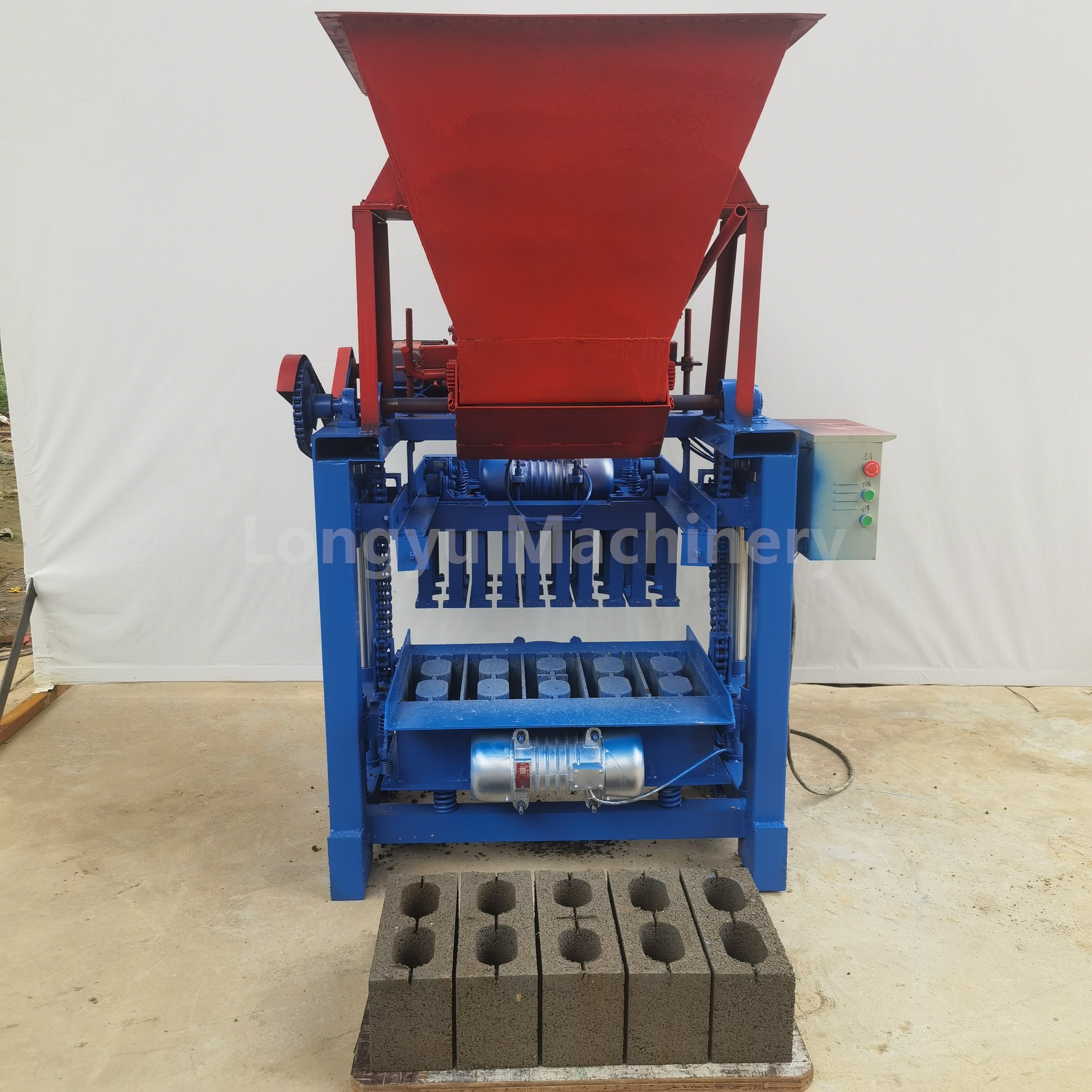 4-35 type mobile brick making machine hydraulic steel bar cushion block machine slag coal gangue brick making machine