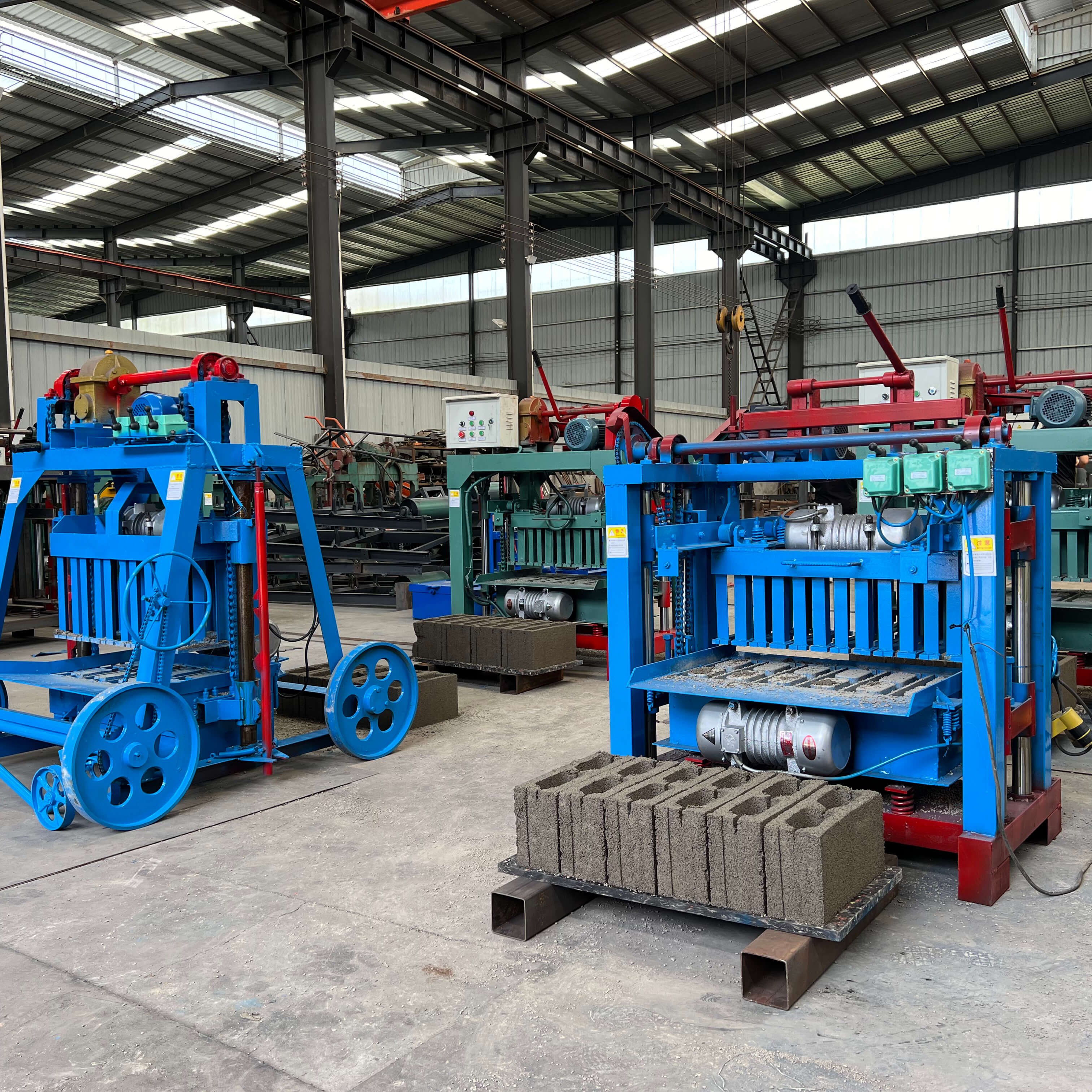 Thermal insulation panel insert cement concrete hollow block brick making machine insulated block machine