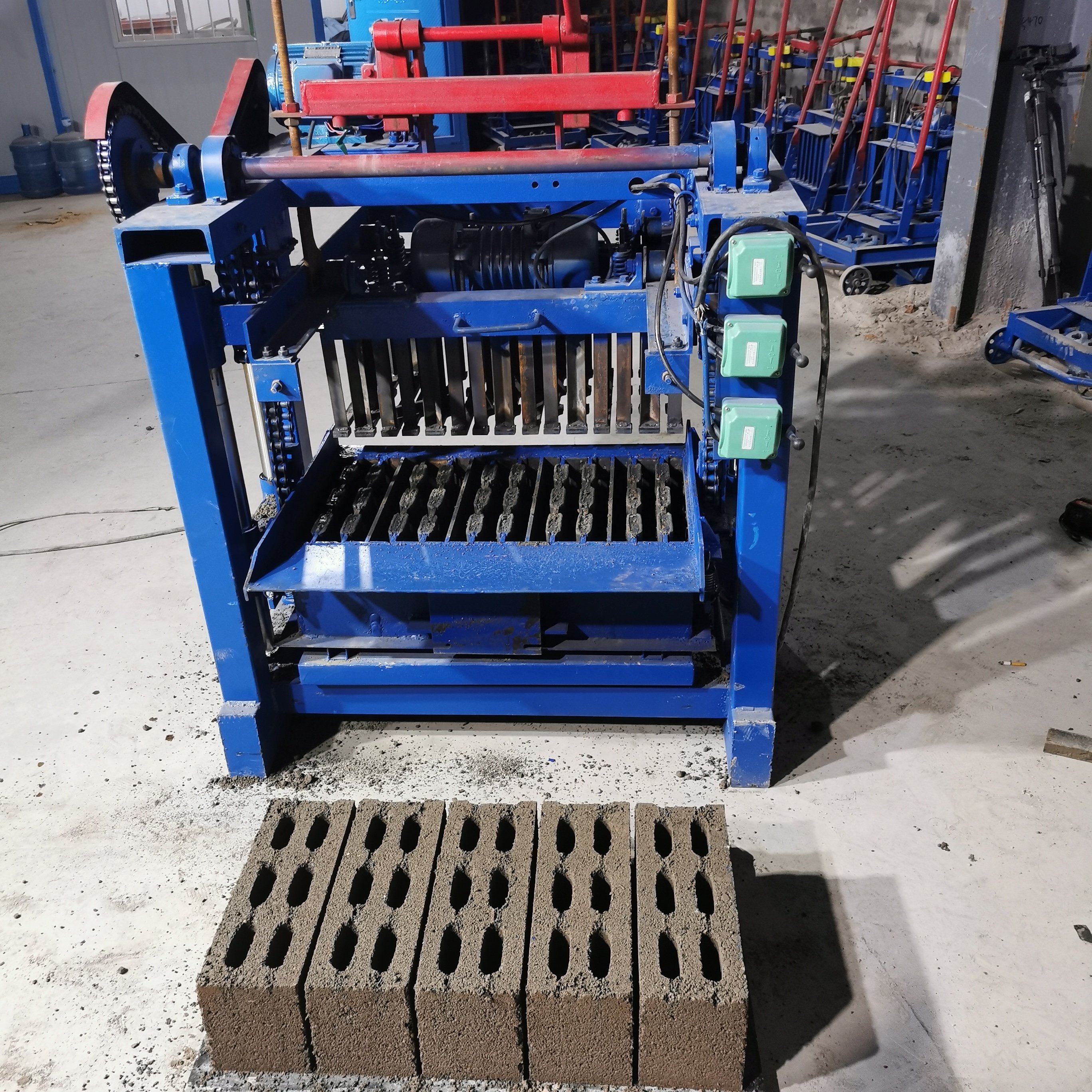 4-35 environmentally friendly concrete cement brick making machine low price Make combination pavement blocks