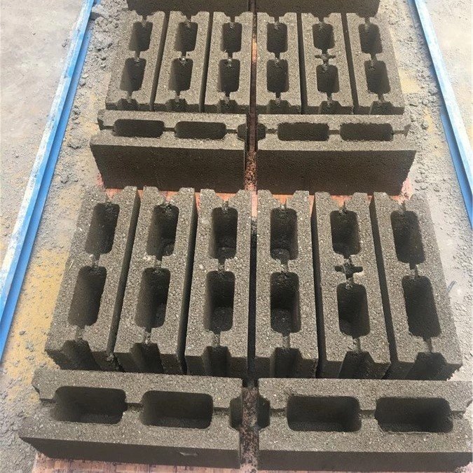 Full Automatic Concrete Interlock Hollow Block Machine Hydraulic Cement Brick Making Machinery