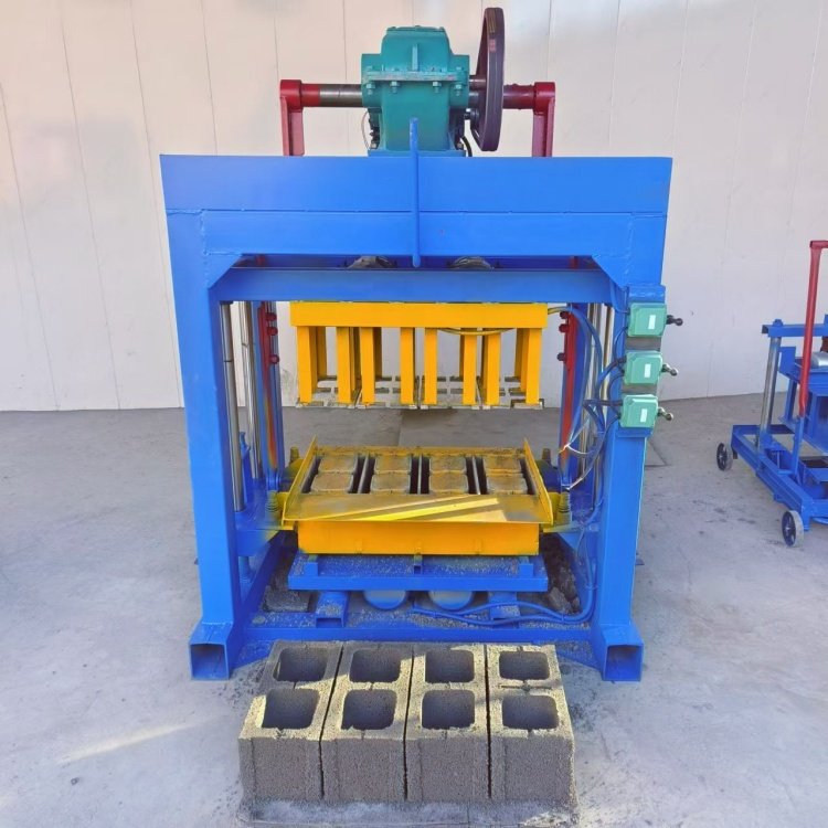 Hot sale concrete block paver block machine brick making machine diesel construction machinery