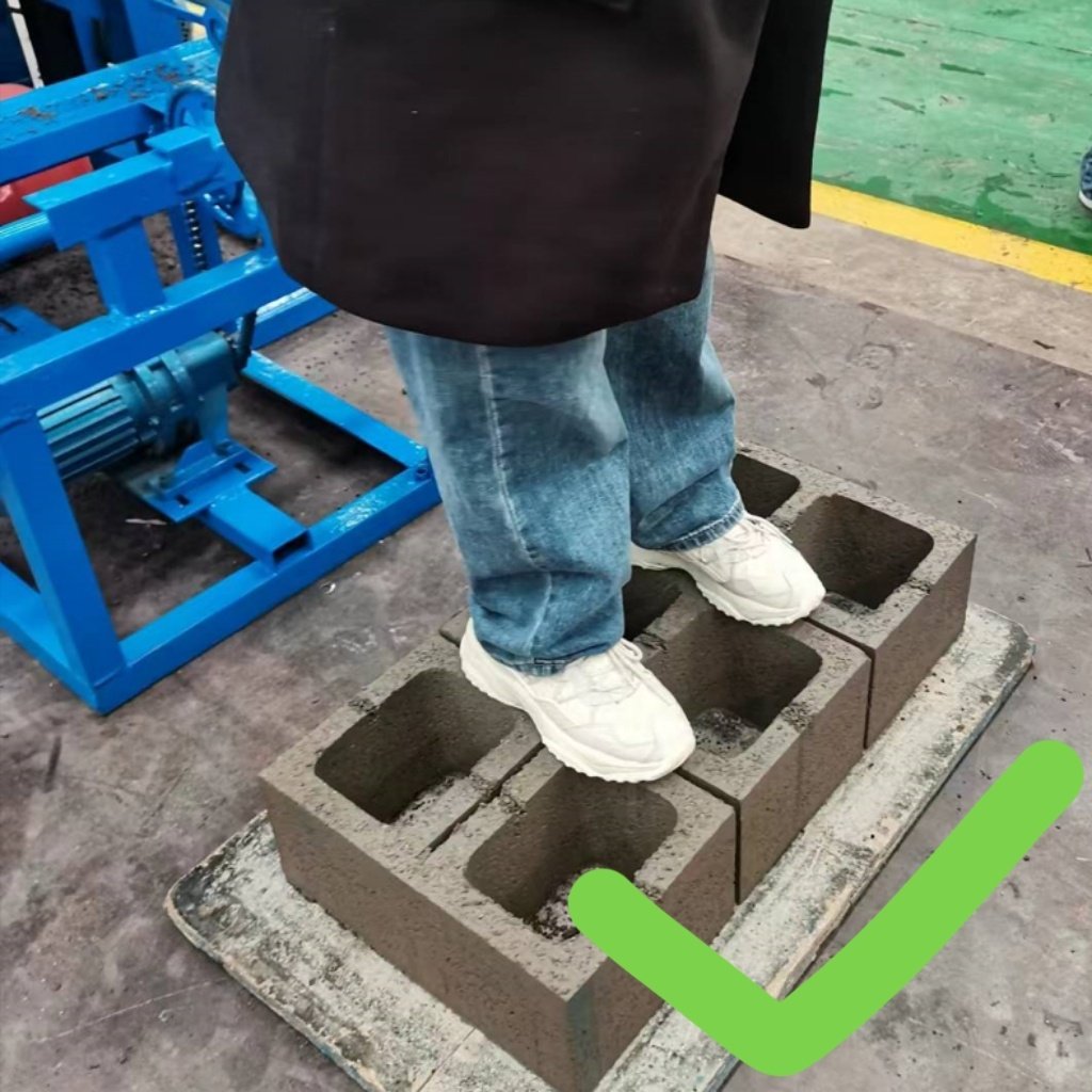 Hollow Solid Cement Brick Molding With Hopper Semi Automatic Soil-Brick-Making-Machine-Price