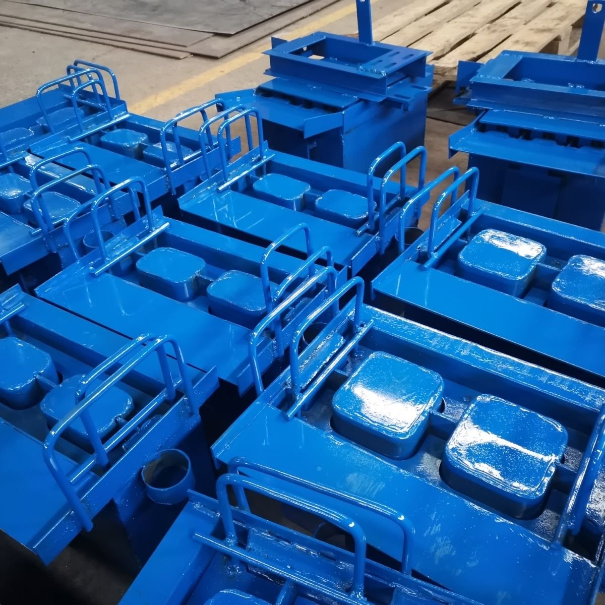 390*190*190 two-phase electric hollow brick machine round hole mobile brick making machine pallet-free household brick machine