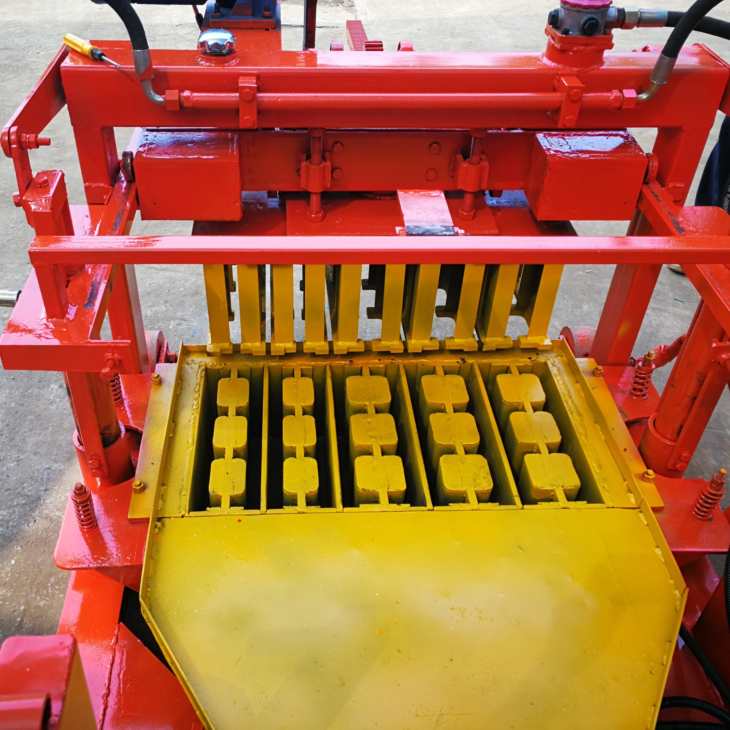 small manual hydraulic ciment cinder hollow color paver block laying maker machine cement block press moulding making machinery