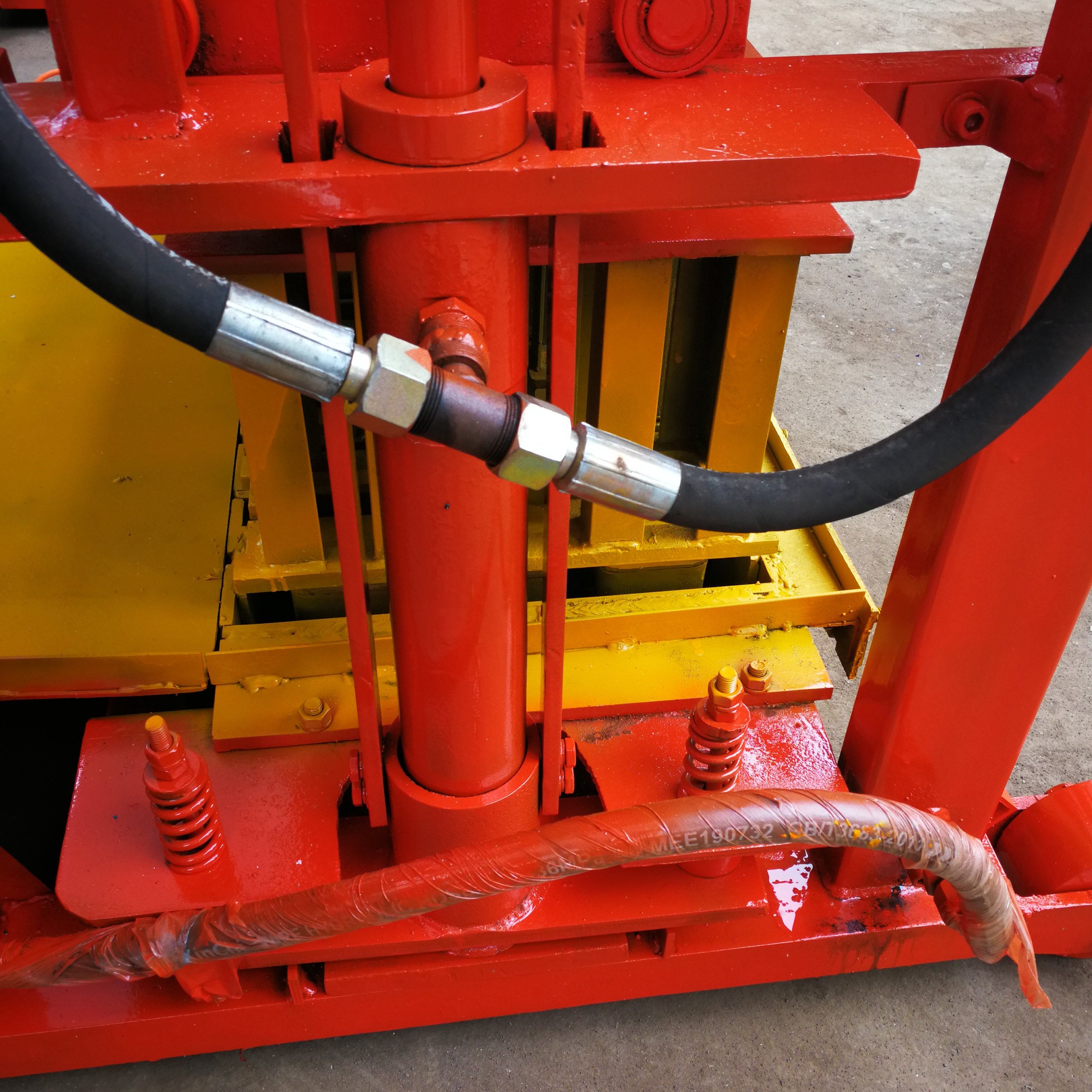 small manual hydraulic ciment cinder hollow color paver block laying maker machine cement block press moulding making machinery