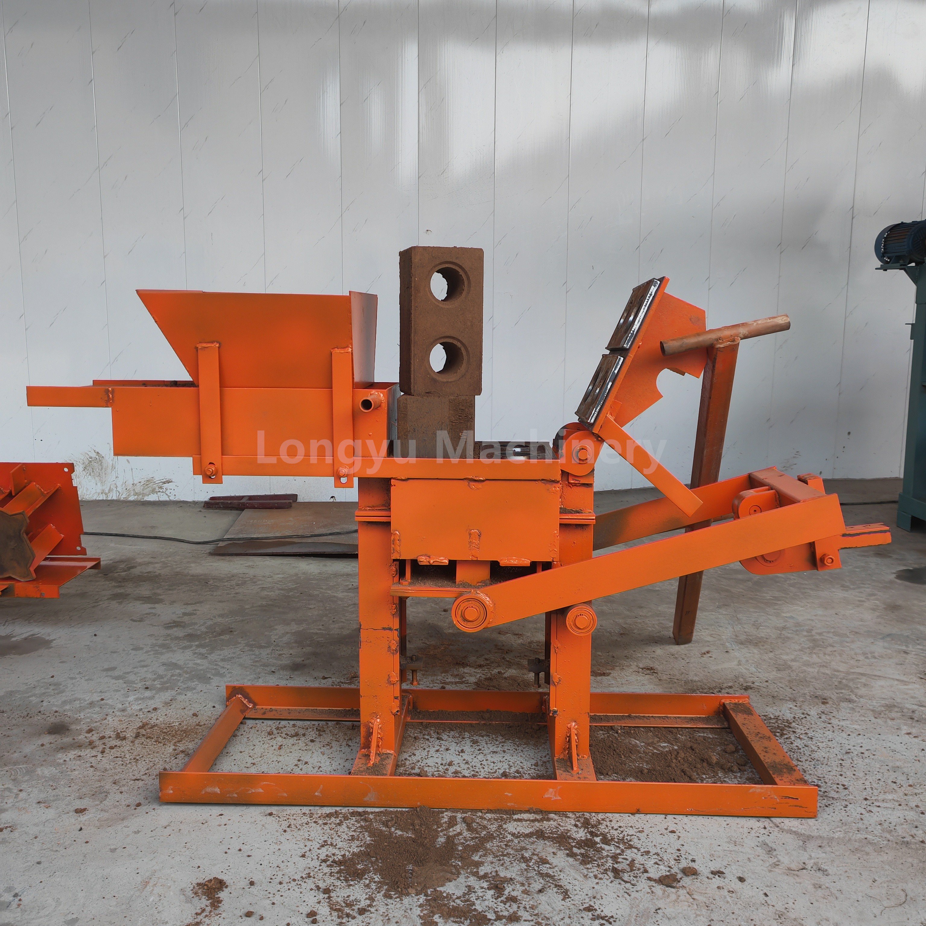 Hydraulic clay brick machine with standard brick and stone powder, clay pressing brick machine, soil hollow brick making machine
