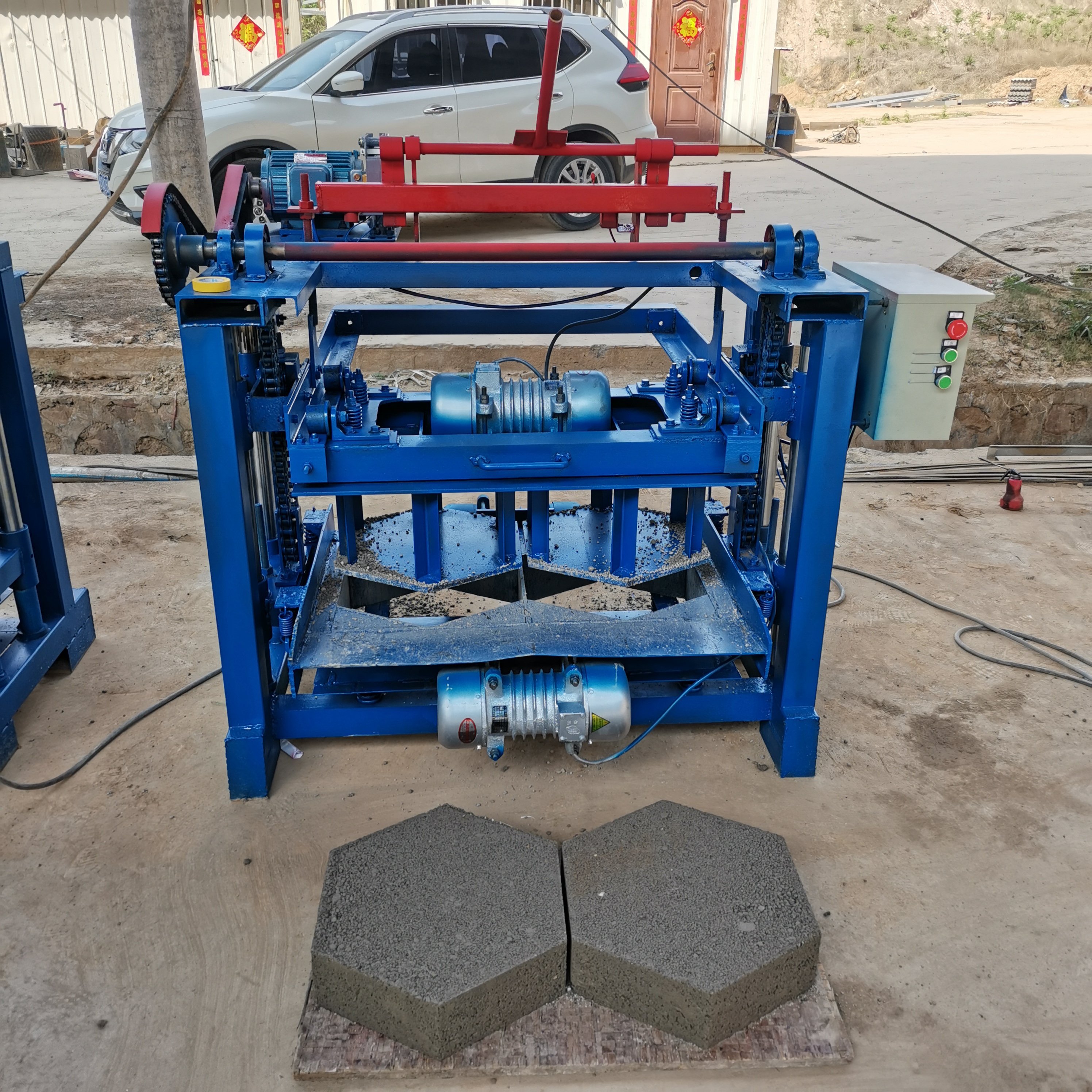 Hot sale easy to operate sand automatic brick making machine manual hollow block concrete brick mould