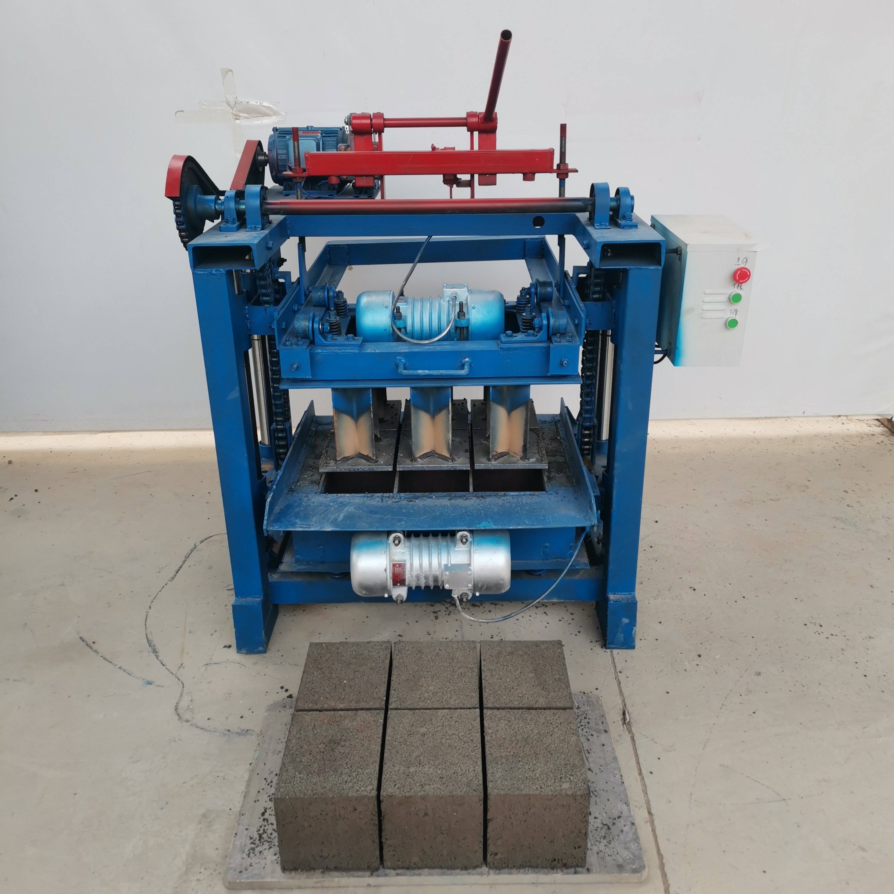 Hot sale easy to operate sand automatic brick making machine manual hollow block concrete brick mould
