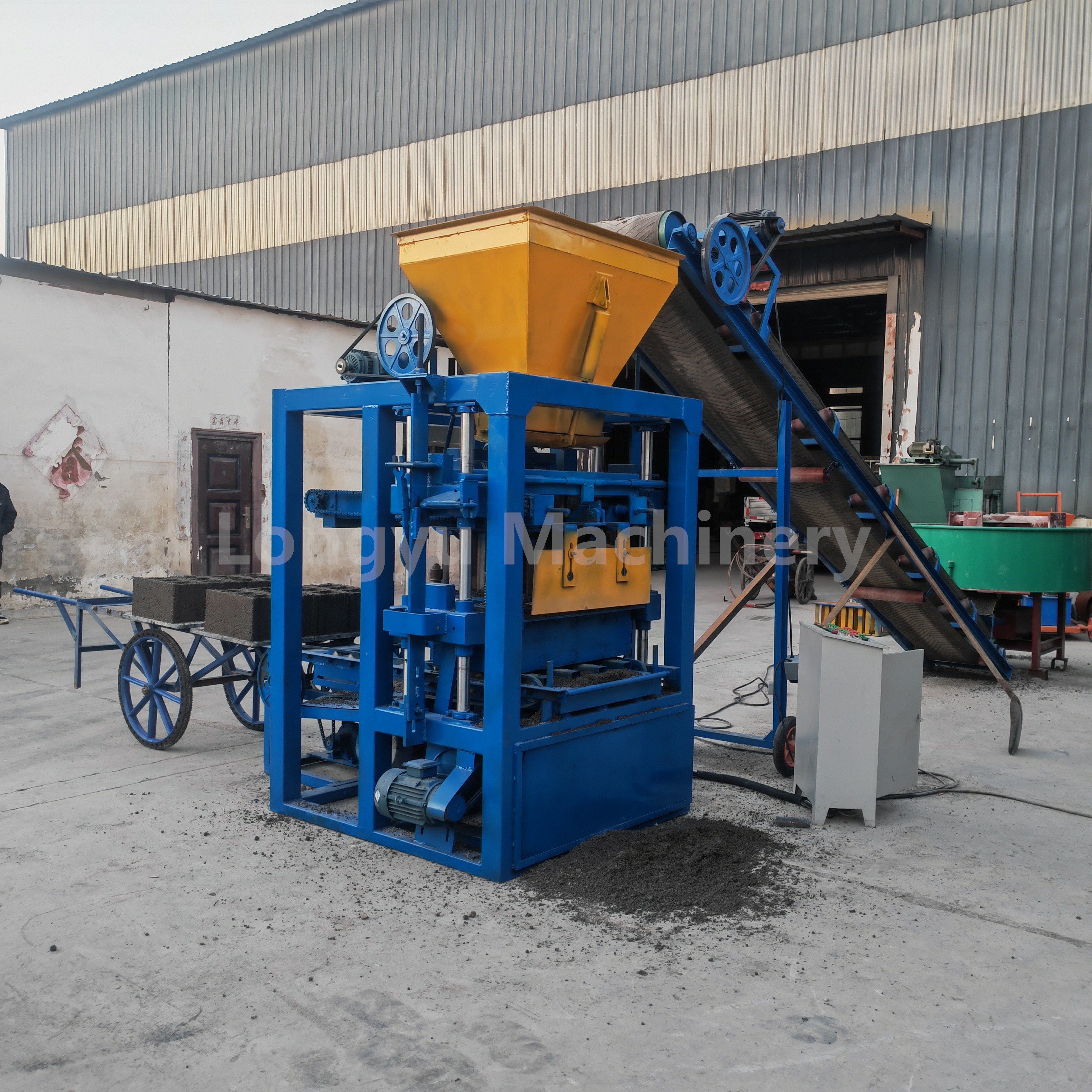Automatic Hollow sand paving laying moulding Concrete paver block cement brick making machine price