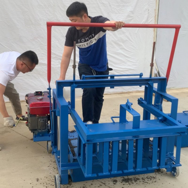 Fully Automatic Brick Making Machine Concrete Diesel Engine Block and Brick Making Machine Block Machine for Sale in Canada 2500