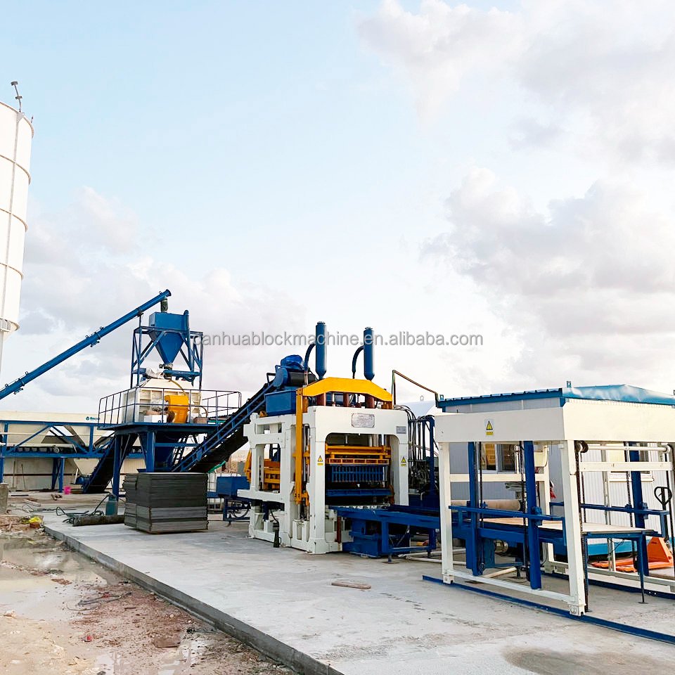 QT8-15 high pressure fully automatic hollow block brick making machine for construction