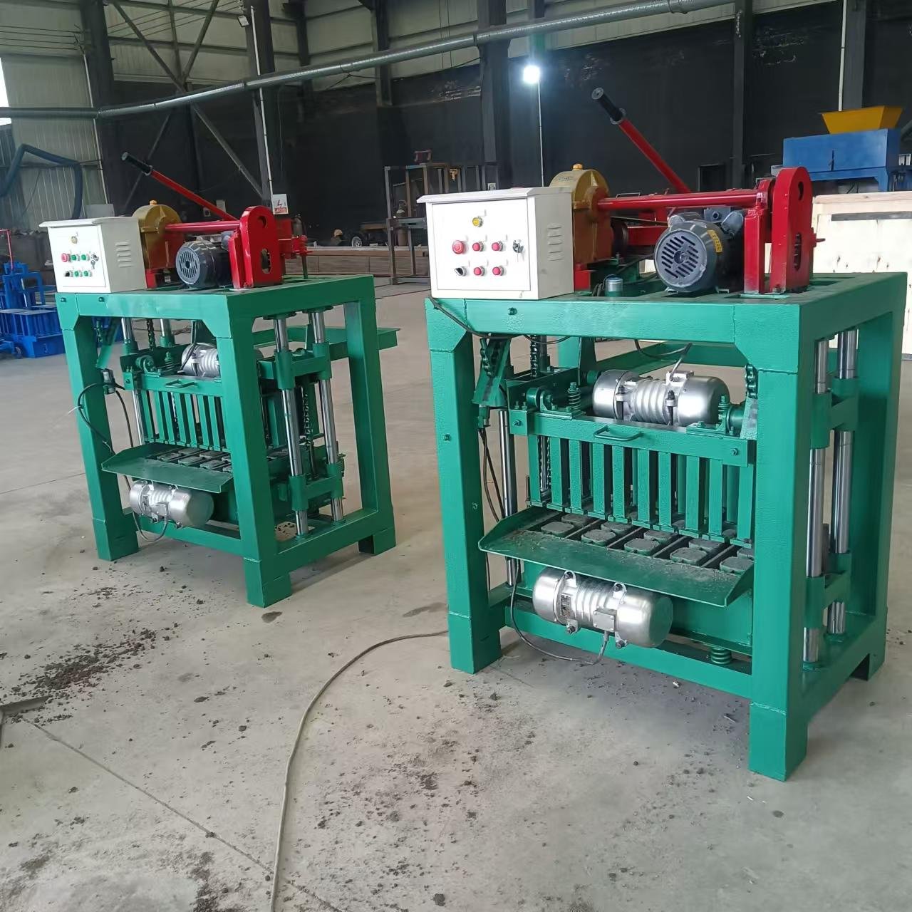 QT 4-35B Semi-automatic concrete brick and block making machine for making ecological bricks