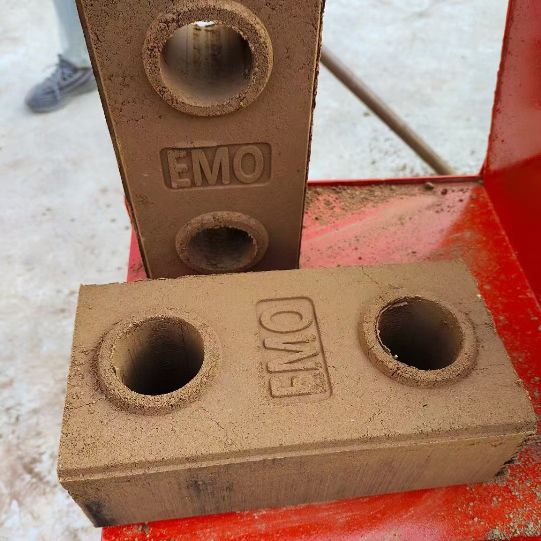 High Quality Hand Pressing Manual Brick Making Machine Small with Little CBM Saving Shipping Cost