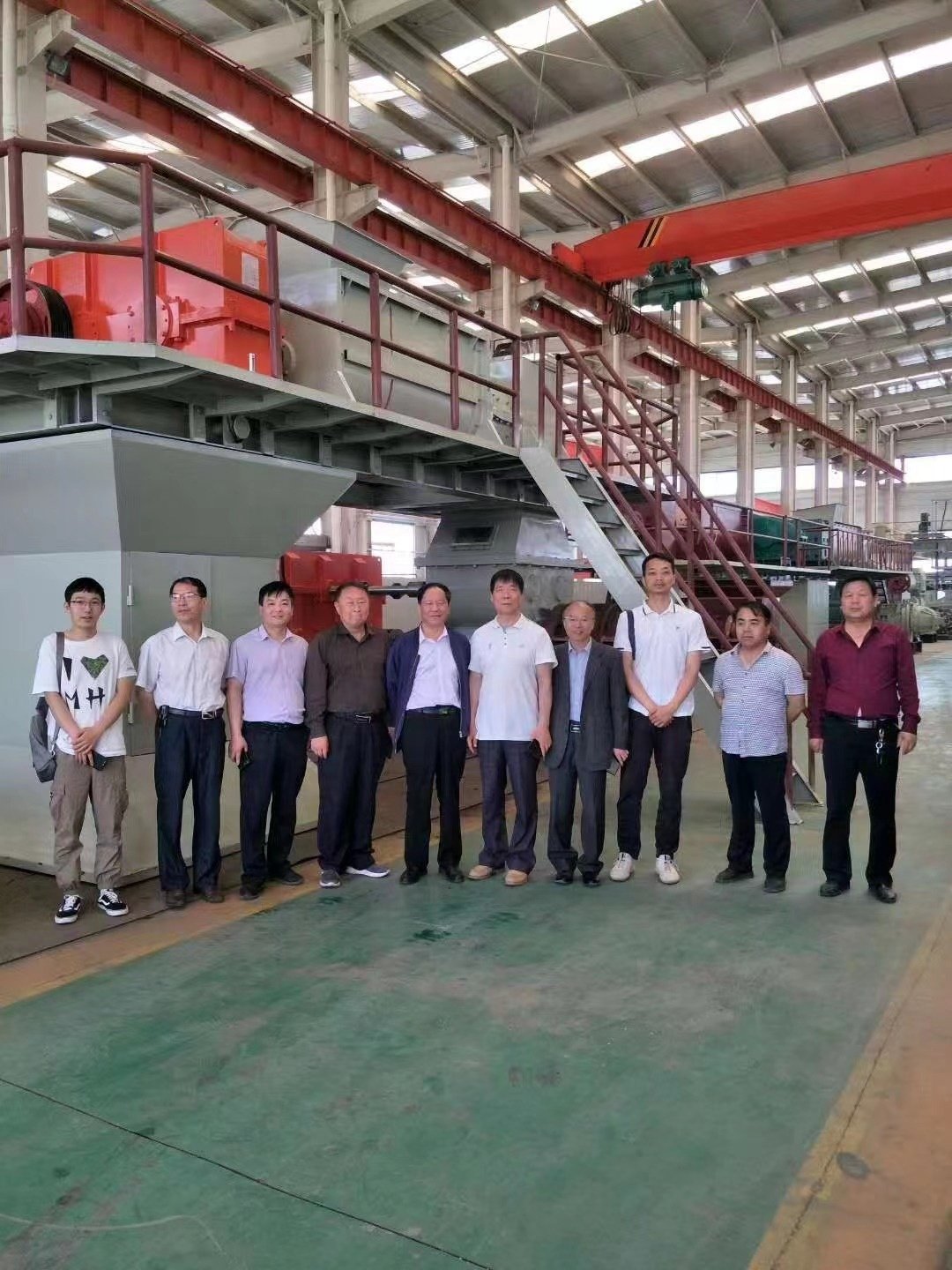 Popular Hot sale fully automatic large capacity red brick making machine in China