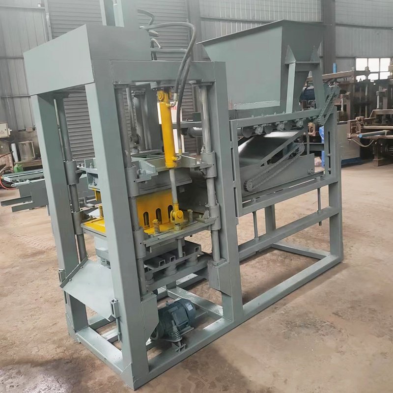 Clay Brick Moulding Machines Compressed Earth Brick Making Machines for Sale in Zimbabwe