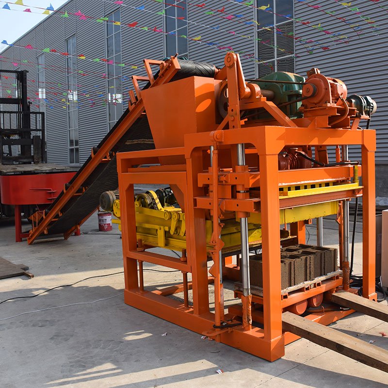 Small Mobile Cement Brick Making Machine For Household No Burning Brick Machine Multi Specification Molds That Can Be Replaced