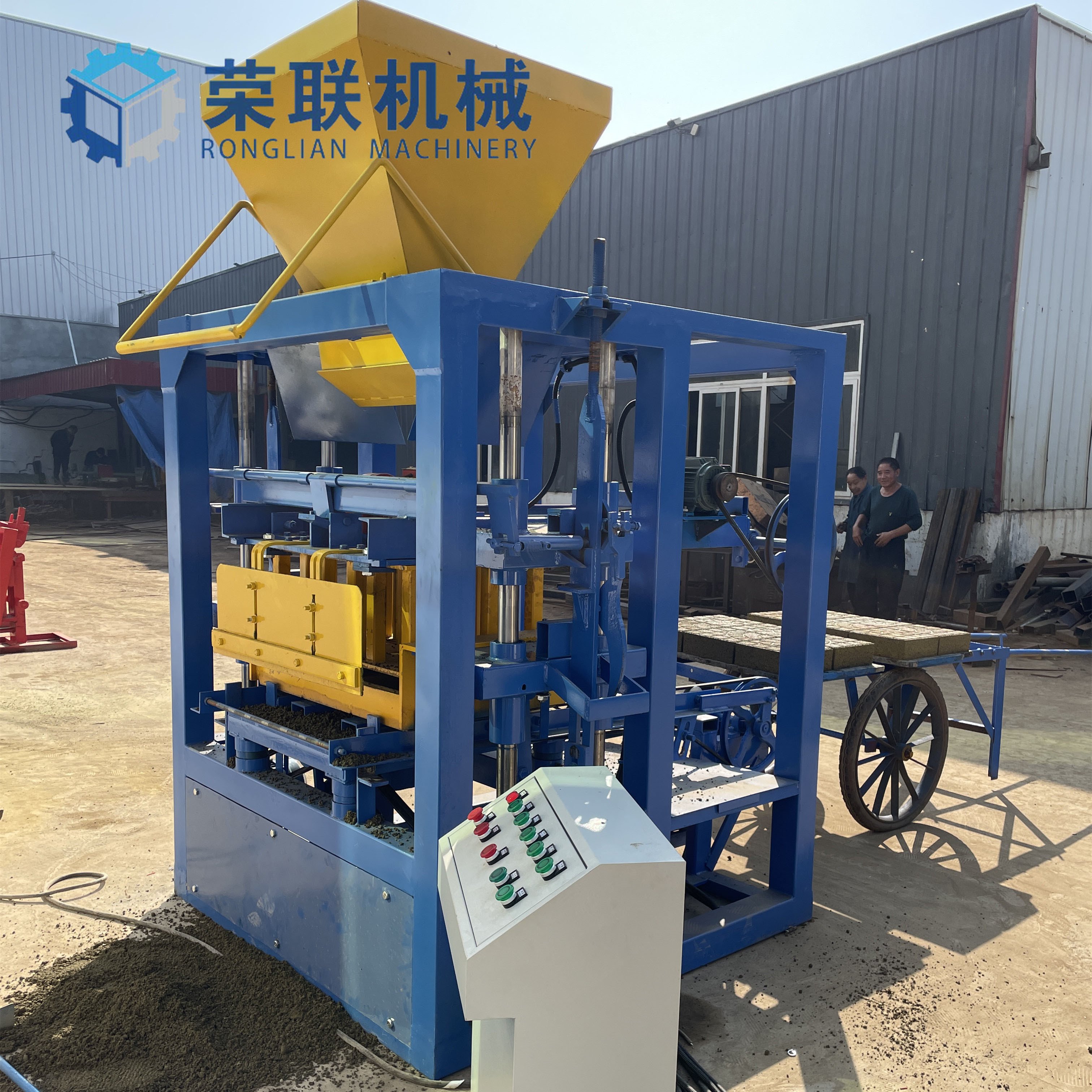 Small Investment Semi Automatic Cement Concrete Brick Making Machine QT4-24 on sale