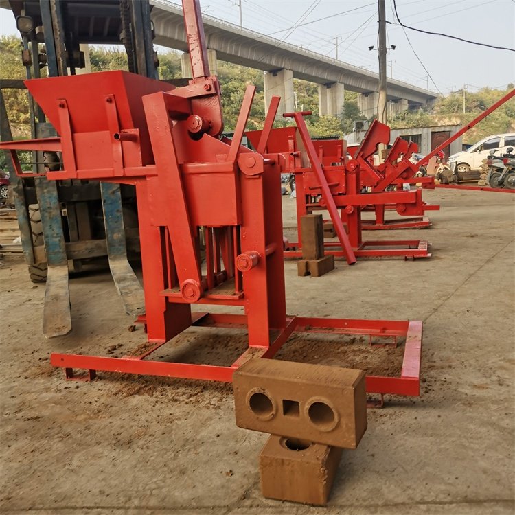 Hot sale china full automatic compressed earth clay interlocking brick making machinery block machine