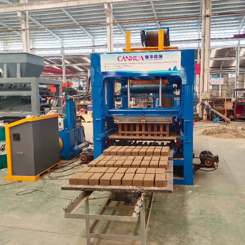 Automatic multifunction brick maker machine QT5-15 brick making machinery mquina para hacer bloques de cemento