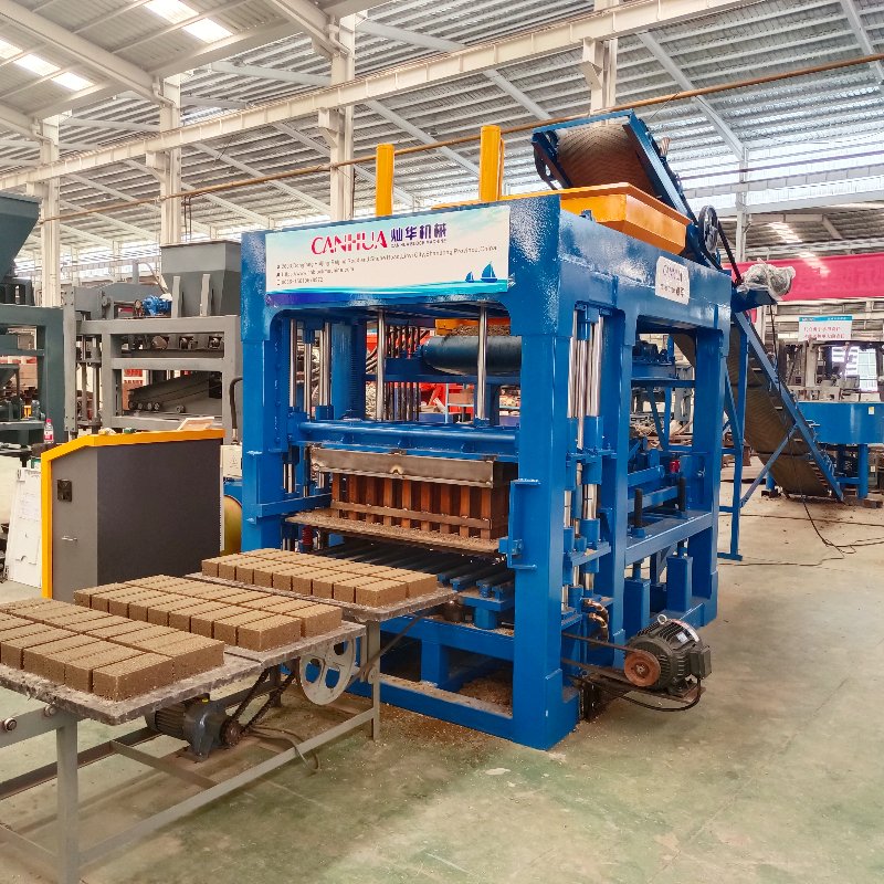 Automatic multifunction brick maker machine QT5-15 brick making machinery mquina para hacer bloques de cemento
