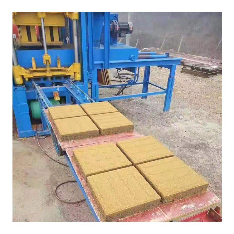 QT3-15 Red Brick Making Machinery Floor Tile and Wheelbarrow Block Machine