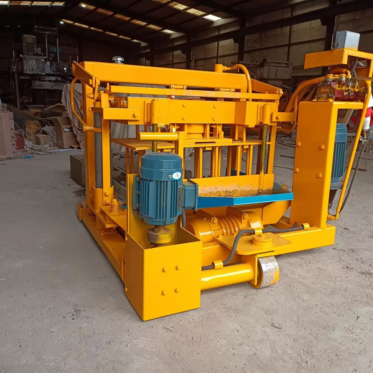 QT4-30A concrete brick making machine manuel block hydraulic movable egg laying block making machine paver brick machine