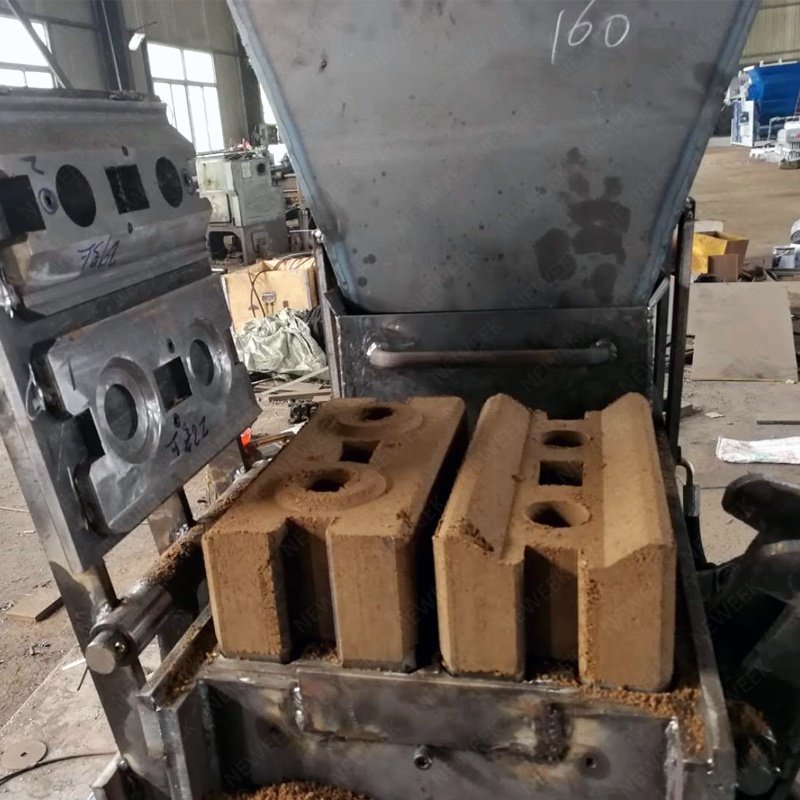 Earth Mud Clay Eco Adobe Interlocking Block Brick Making machine HY2-25 hydraulic automatic compressed earth brick machine