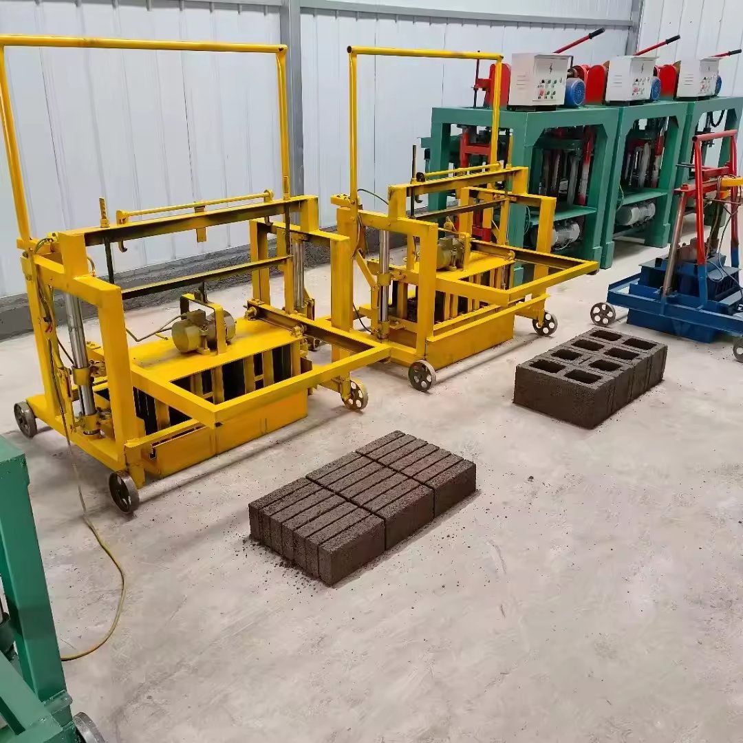 Autoclaved Aerated Concrete Block Making Machine Mobile River Sand Cement Interlock Brick Maker Instantaneous Spot Goods