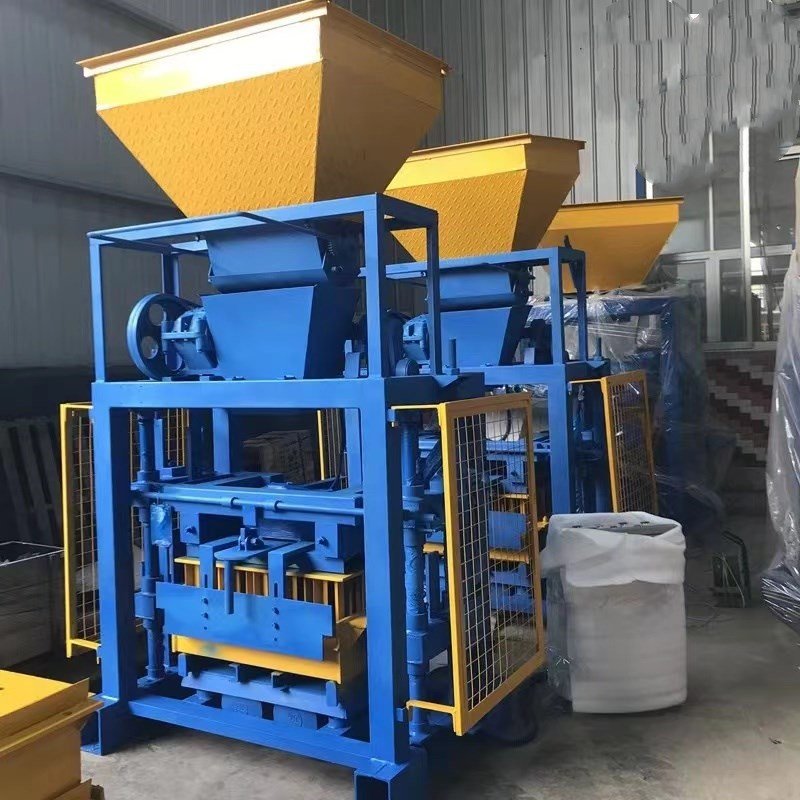 Small Investment Big Profit Semi Automatic Cement Concrete Brick Making Machine