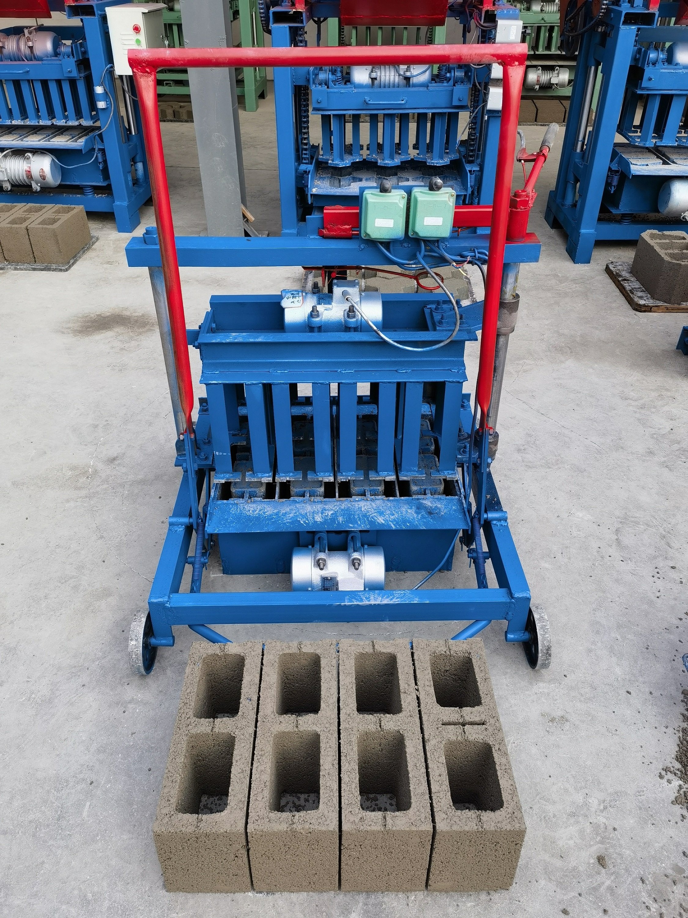 High quality American concrete block machine. Semi-automatic hollow block machine. No-burn cement block making machine