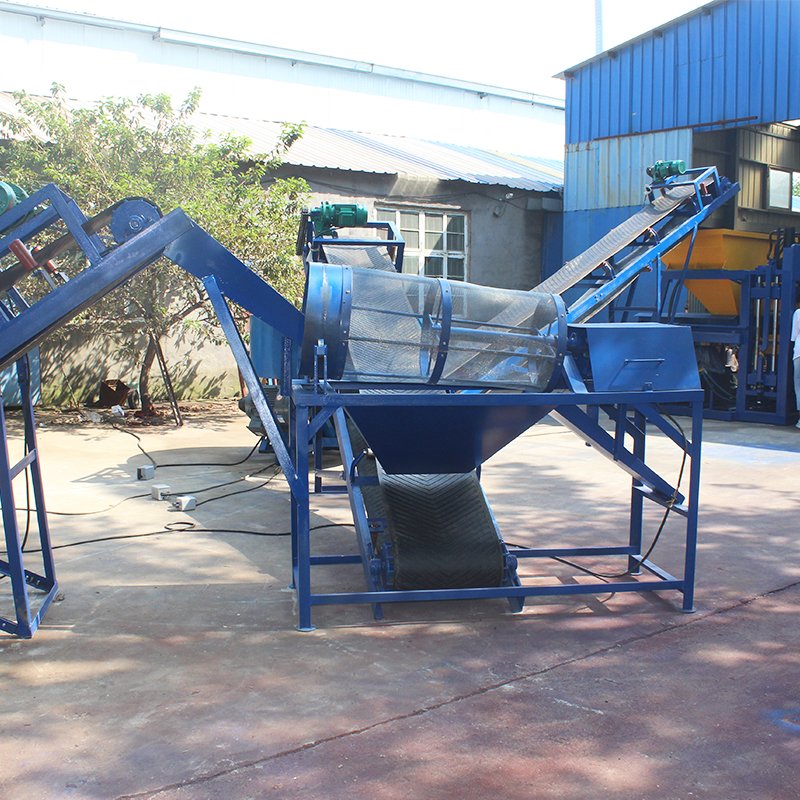 From China Machinery soil crusher soil screen and clay interlocking bricks