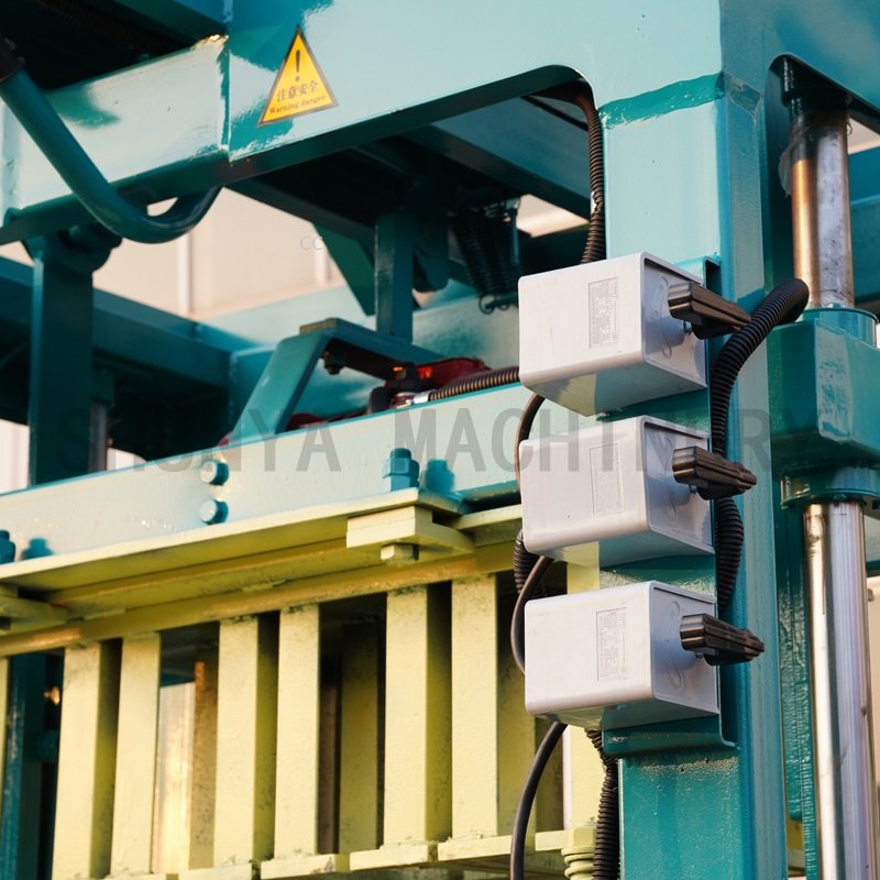 SHUNYA economical Semi Automatic Paving Brick Making Machine Concrete Cement Block Moulding machine