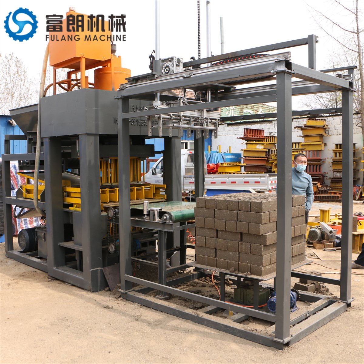 Automatic hydraulic press clay soil interlocking hollow paver brick making machine