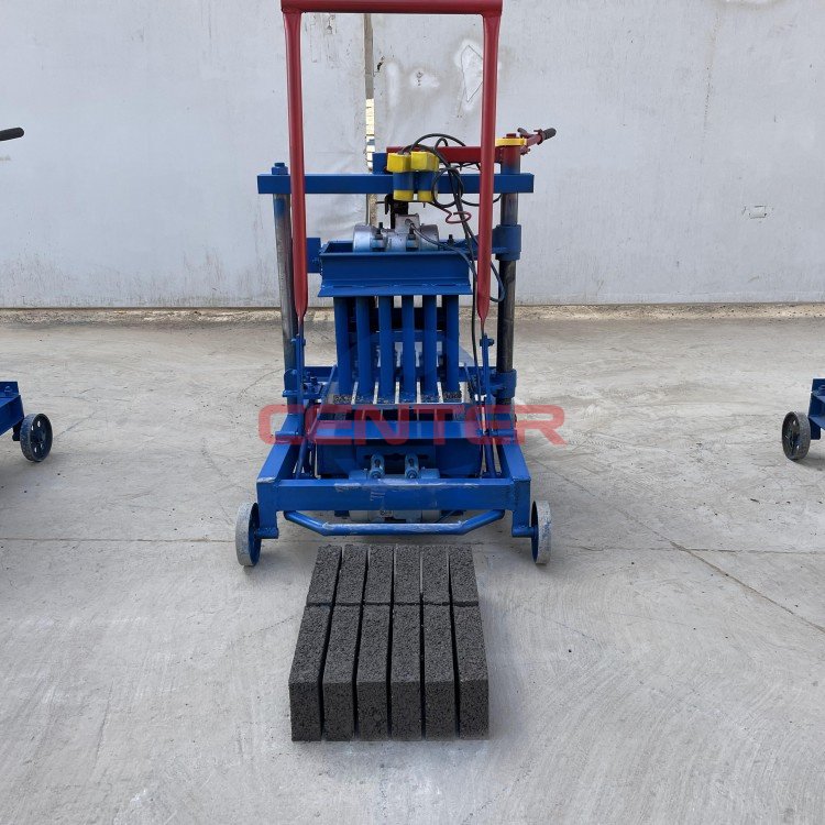 Easy Multifunctional QMJ2-45 Modern Smart Wall Building Mobile Hydraulic Soil Brick Making Forming Machine