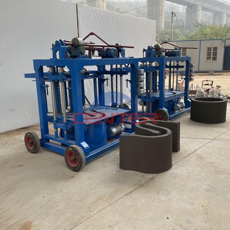 Easy Multifunctional QMJ2-45 Modern Smart Wall Building Mobile Hydraulic Soil Brick Making Forming Machine