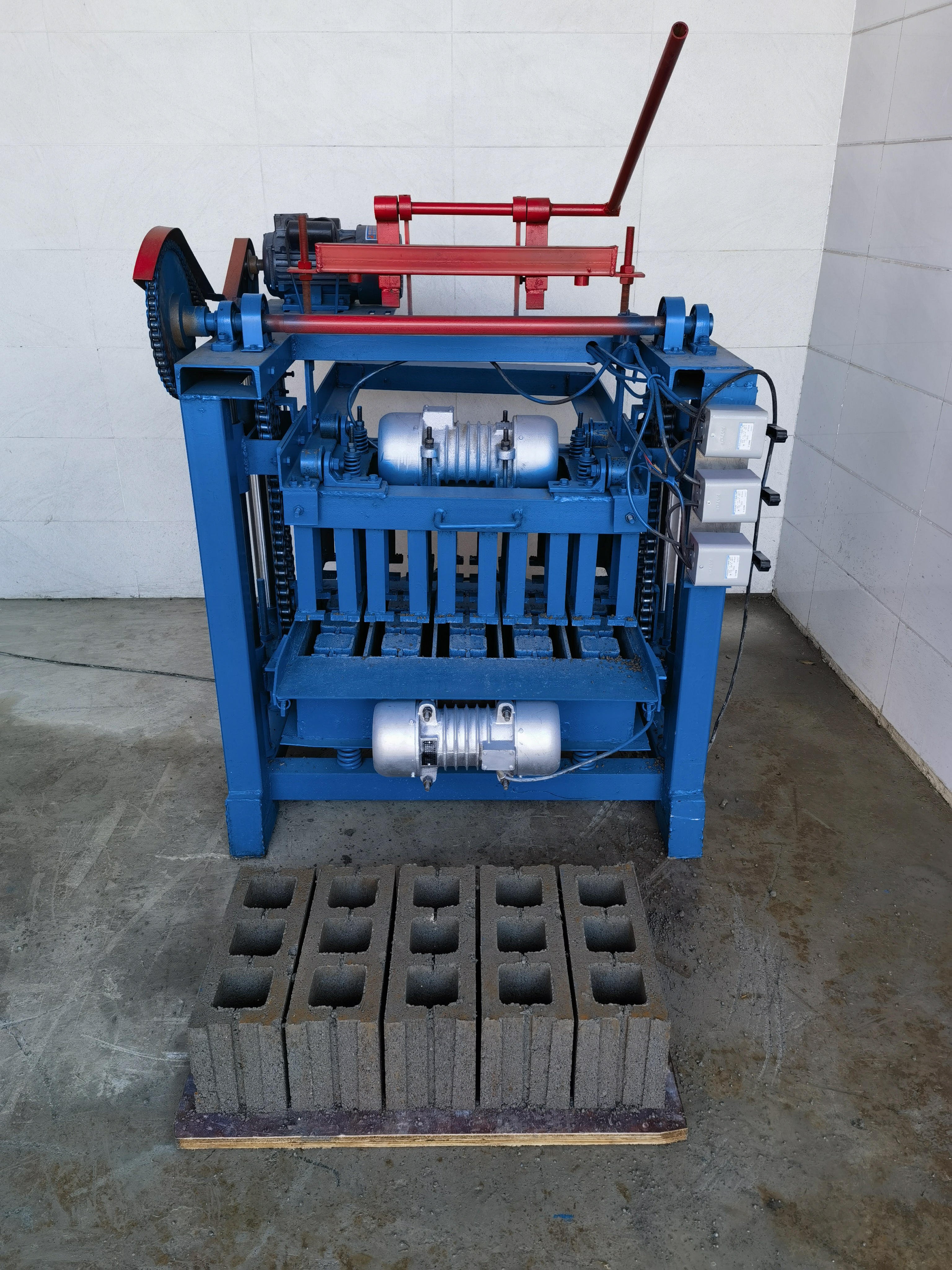 Hollow Block Brick Making Machine Concrete Brick Making Machine Manual Interlocking Brick Machine