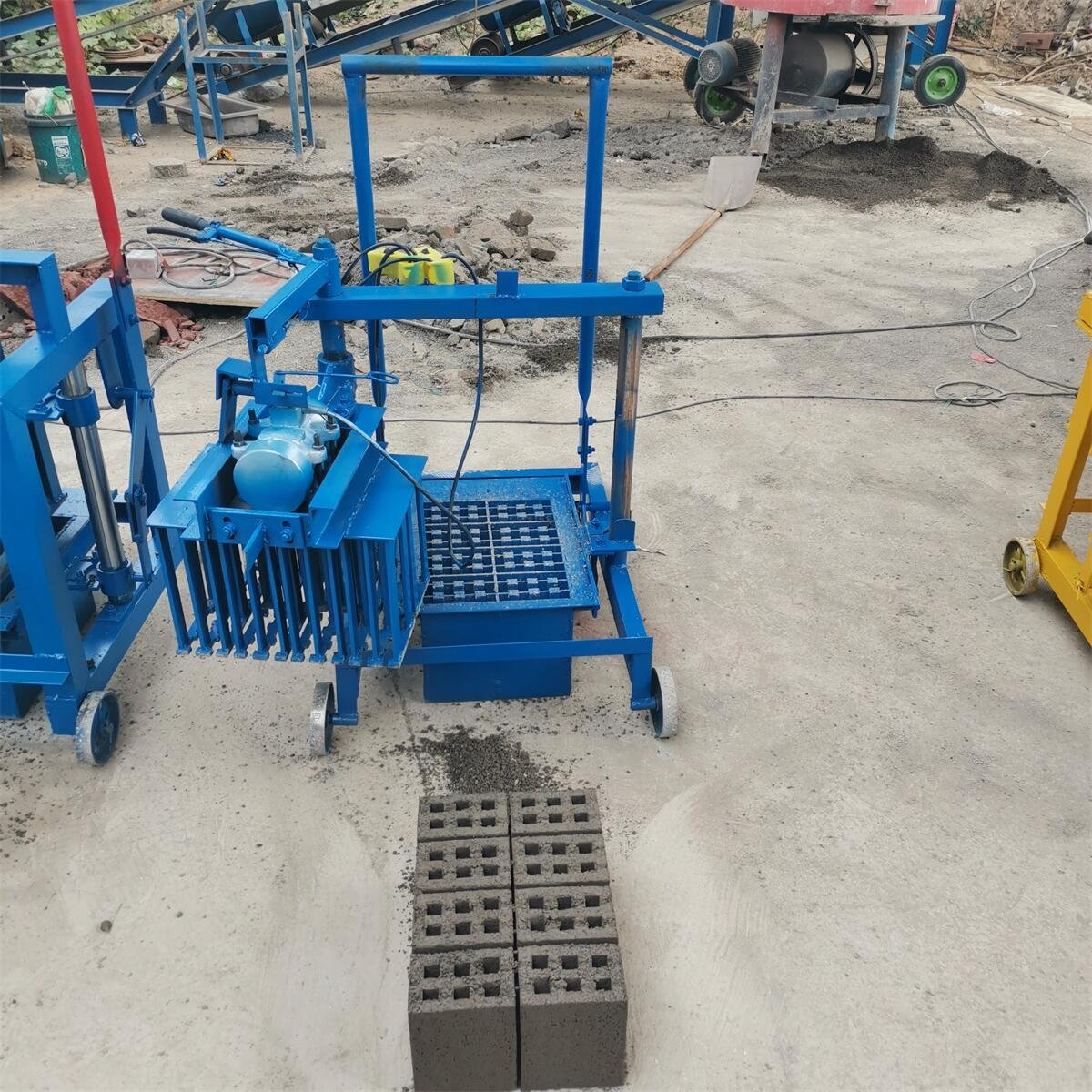 Small Concrete Hollow Block Paving Machine Manual Clay Brick Machine