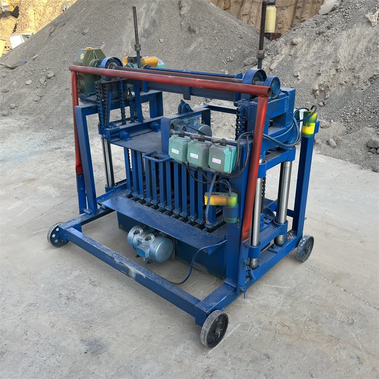 Multi Brick Making Machinery Line Brick Making Machinery Push-Pull Small Mobile Bricks Making