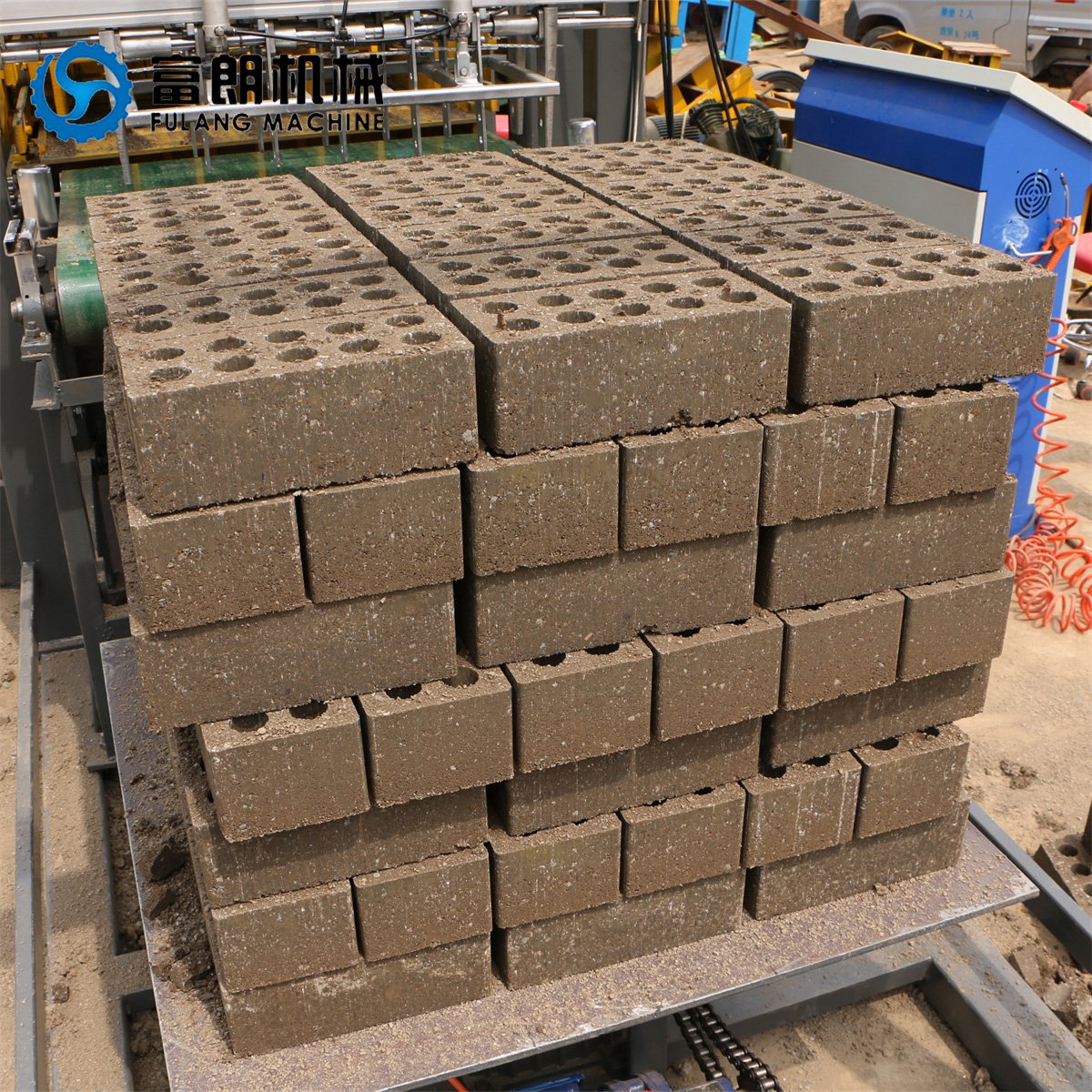 Clay interlocking brick making machine cement red soil earth block making machine