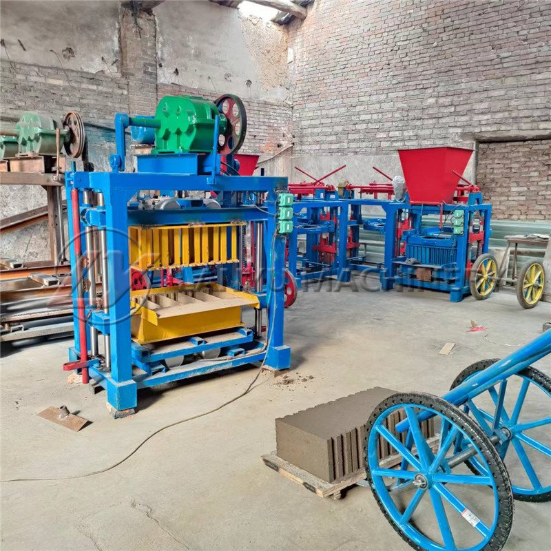 QTJ4-40 Tanzania Hydraulic Interlocking Brick Machine Hollow Block Making Machine Manufacturing Plant Retail Sand Raw Material