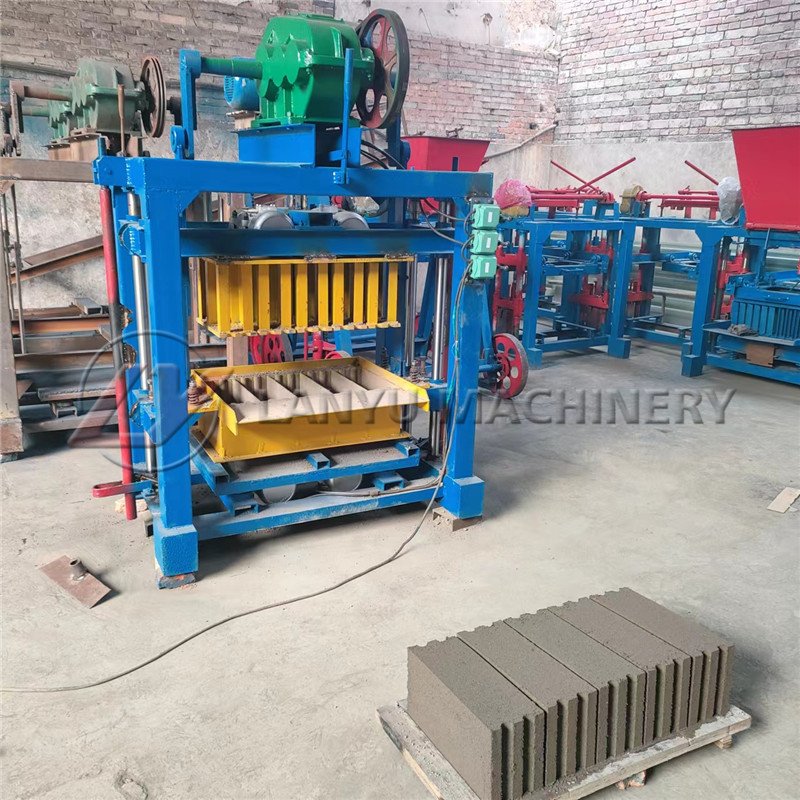 QTJ4-40 Tanzania Hydraulic Interlocking Brick Machine Hollow Block Making Machine Manufacturing Plant Retail Sand Raw Material
