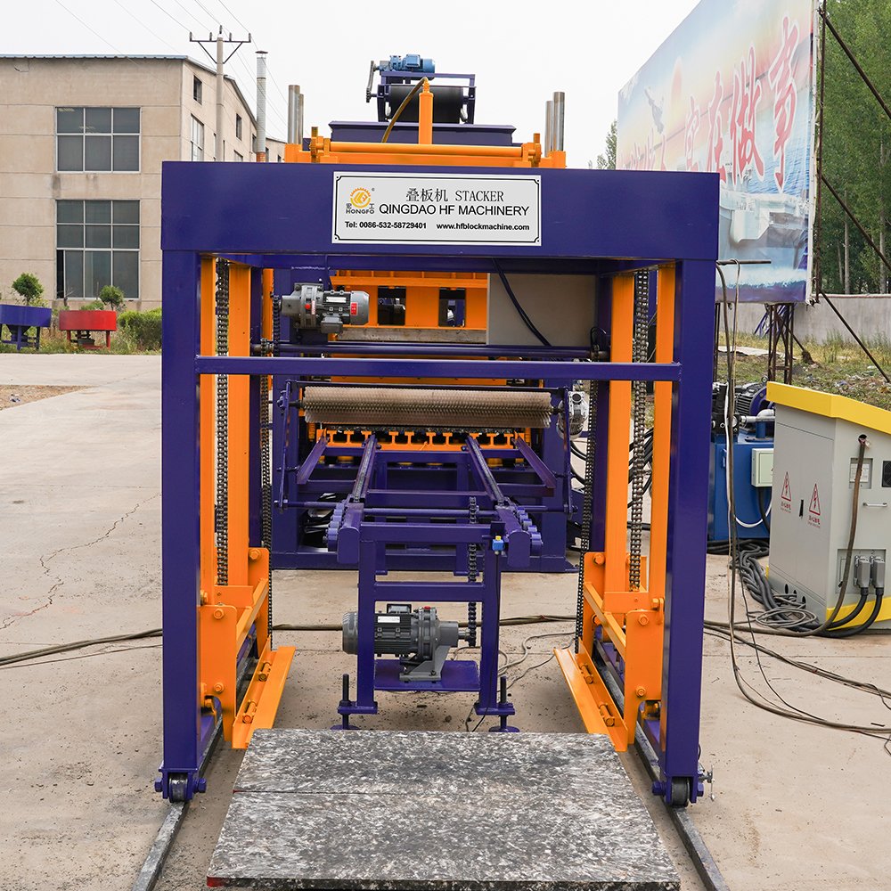 QT5-15 Automatic Paver Block Interlock Paving Brick Making Machinery Concrete Block Making Machine with Engine Long Service Life