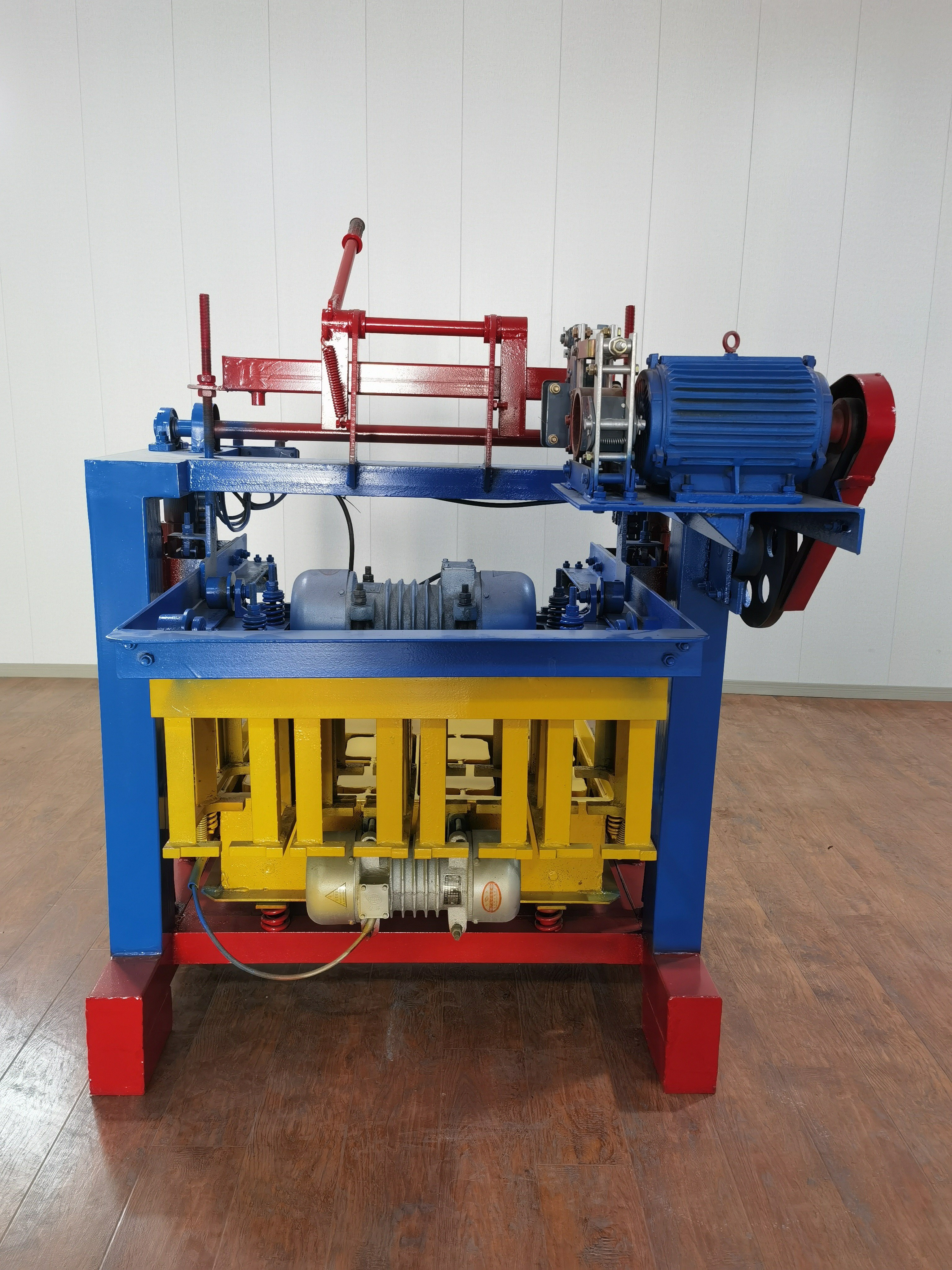 Automatic 4-35 Industrial Vibrating Interlock Soil Concrete Brick Maker .custom Mold Production Hollow Cement Plate Chinese 600