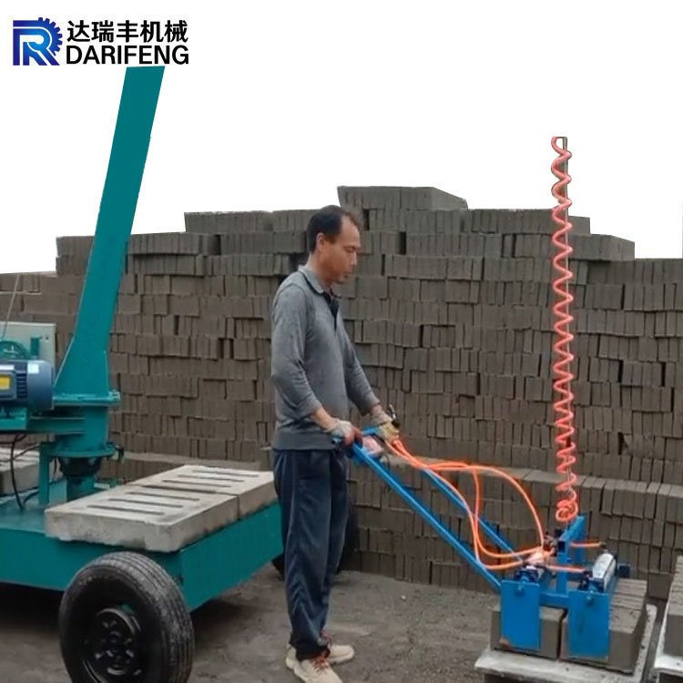 china lifting block clamp brick for concrete hollow block paver making machine