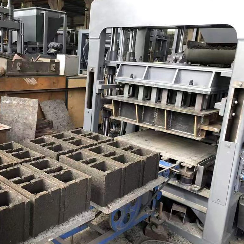 Concrete Block Making Machine Solid Cement Brick Making Machine Hydraulic Paving Block Making Machine