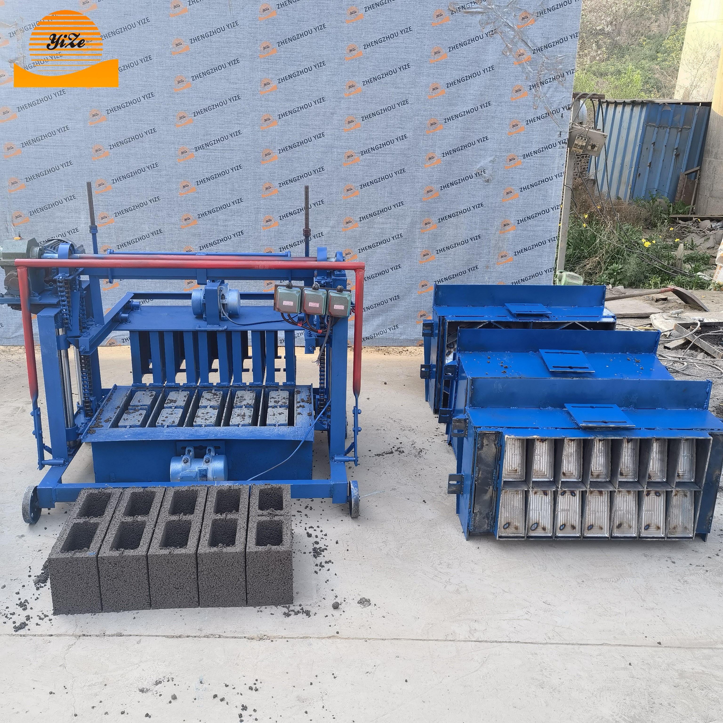 Automatic Earth Bricks Recycled Plastic Clay Brick Making Machinery Hollow Block Making Machine Chain Lift Cement Brick Machine
