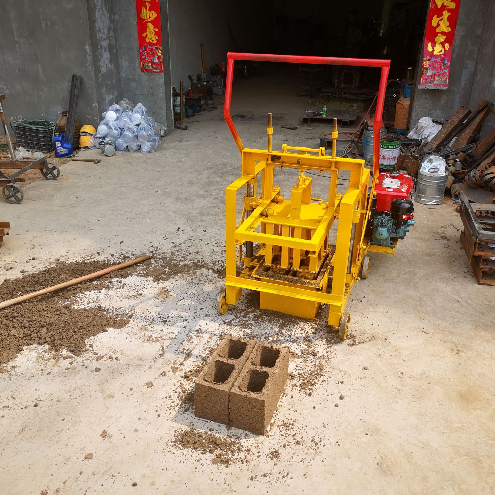 Mobile Manual Hollow Brick Block Maker Concrete Cement Brick Block Making Machine manufacturer lowest Price