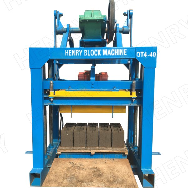 Simple Qtj 4-40c Solid Brick and Concrete Hollow Block Making Machine Brick Making Machine Manufacturer